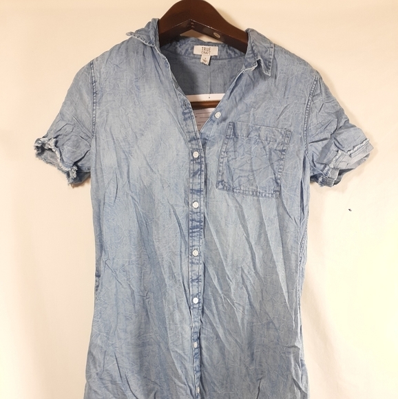 A True Craft Denim Shirt Dress Small Button Up Short Slv Blue Jean Side Pockets - Picture 1 of 6